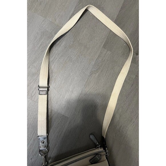 Coach Starfish Canvas Crossbody Limited Edition - Picture 8 of 9